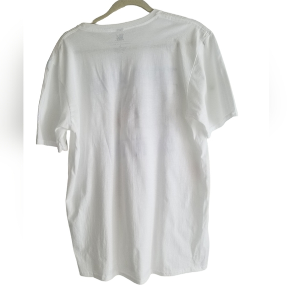 NWOT Tom and Jerry Graphic Tshirt Size Large - Picture 2 of 6